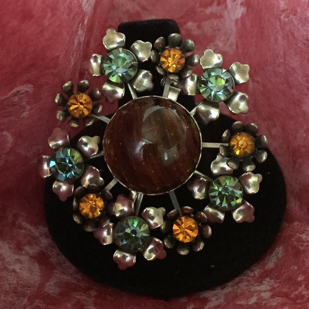 Vintage Flower Brooch